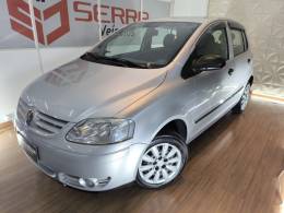 VOLKSWAGEN - FOX - 2005/2006 - Prata - R$ 21.900,00