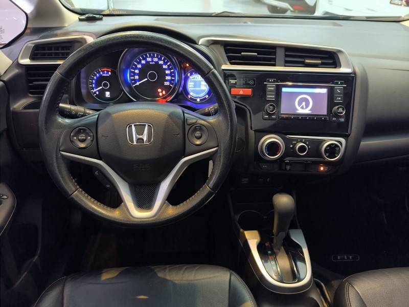 HONDA - FIT - 2014/2015 - Preta - R$ 66.900,00