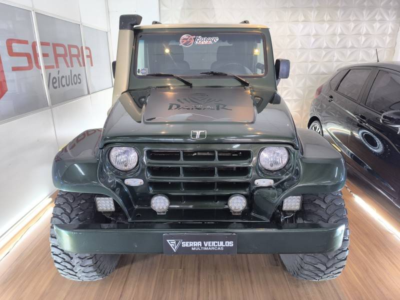 TROLLER - T4 - 2008/2008 - Verde - R$ 99.900,00
