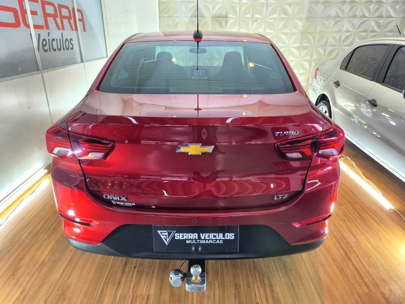 CHEVROLET - ONIX - 2019/2020 - Vermelha - R$ 76.900,00