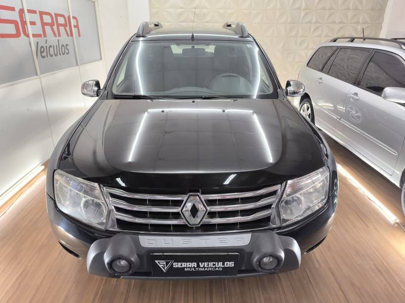RENAULT - DUSTER - 2012/2013 - Preta - R$ 48.900,00
