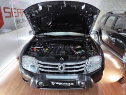 RENAULT - DUSTER - 2012/2013 - Preta - R$ 48.800,00