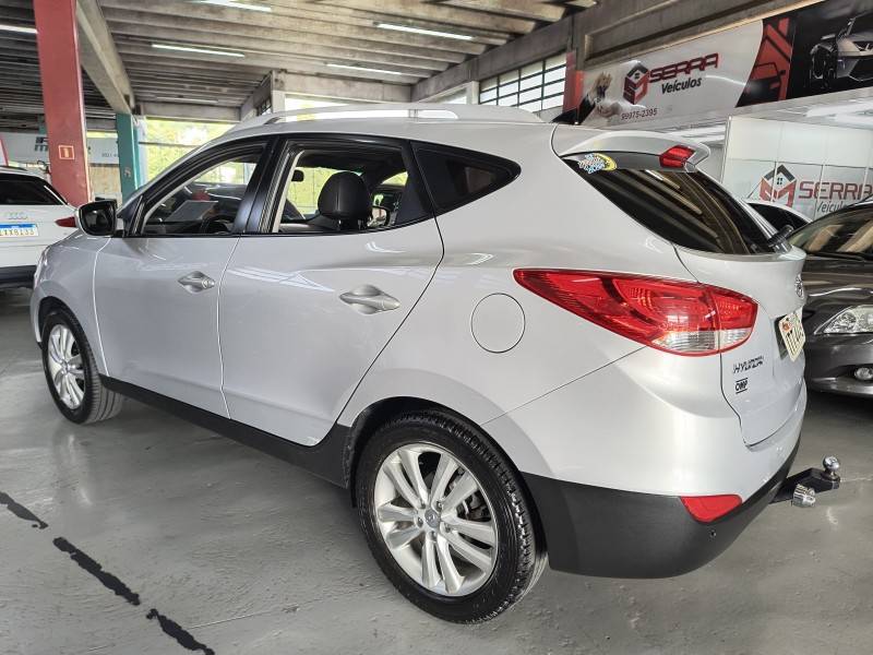 HYUNDAI - IX35 - 2011/2012 - Prata - R$ 61.900,00