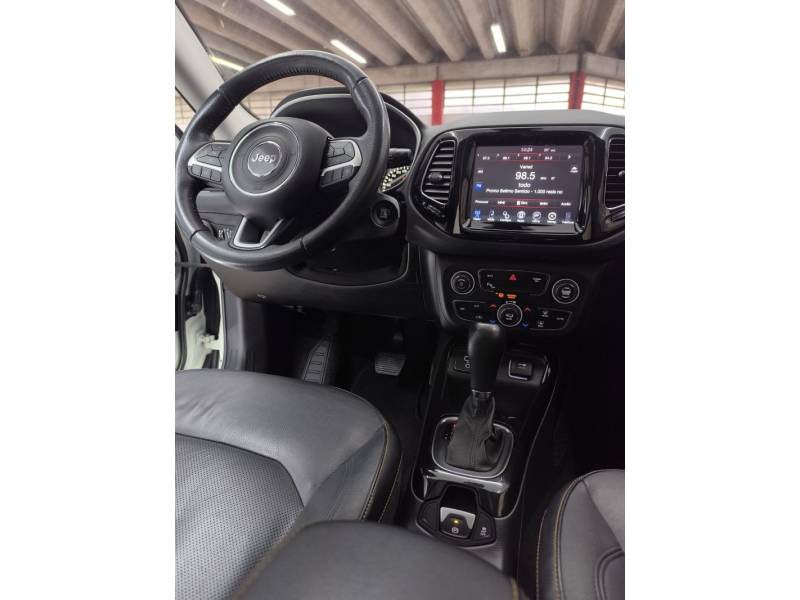 JEEP - COMPASS - 2017/2017 - Branca - R$ 93.900,00