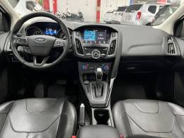 FORD - FOCUS - 2018/2019 - Preta - R$ 79.900,00