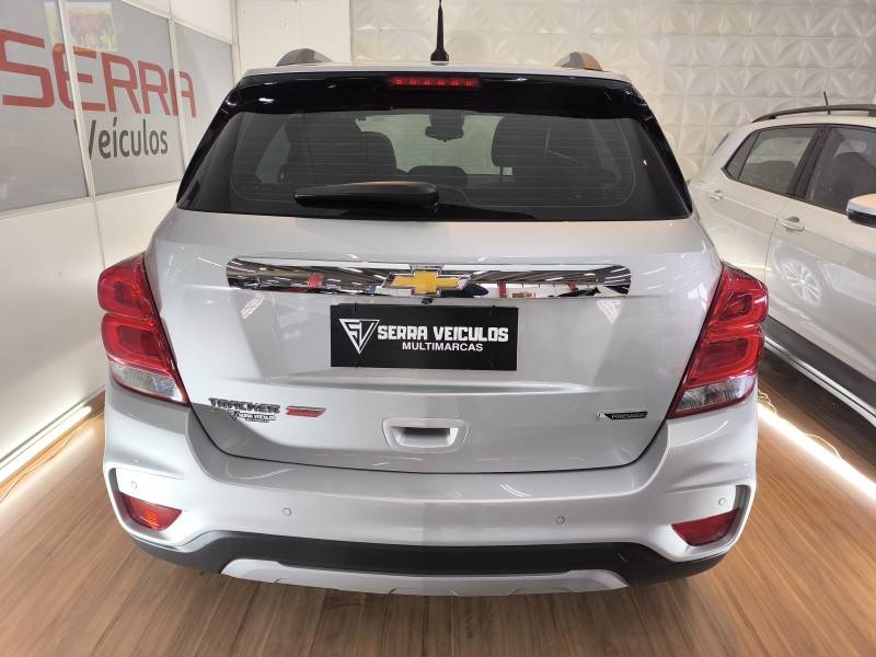 CHEVROLET - TRACKER - 2018/2018 - Prata - R$ 92.900,00