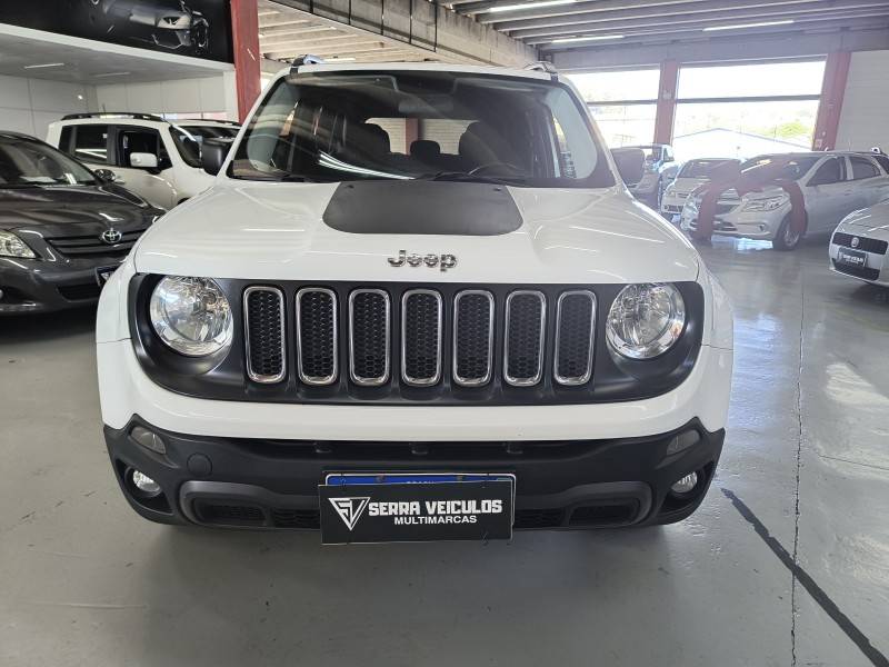 JEEP - RENEGADE - 2016/2017 - Branca - R$ 81.900,00