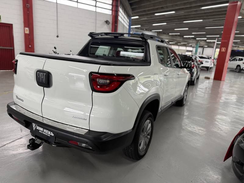 FIAT - TORO - 2020/2020 - Branca - R$ 94.900,00