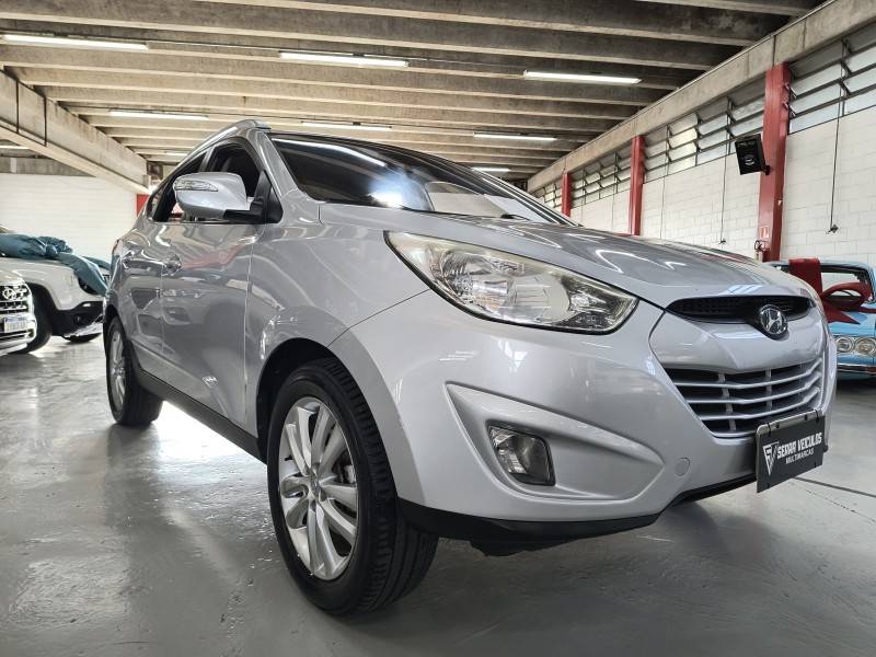HYUNDAI - IX35 - 2011/2012 - Prata - R$ 61.900,00