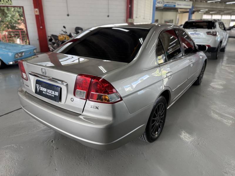 HONDA - CIVIC - 2003/2003 - Cinza - R$ 21.900,00