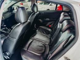 FIAT - BRAVO - 2011/2012 - Branca - R$ 49.900,00