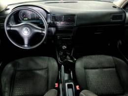 VOLKSWAGEN - GOLF - 2002/2002 - Branca - R$ 29.900,00