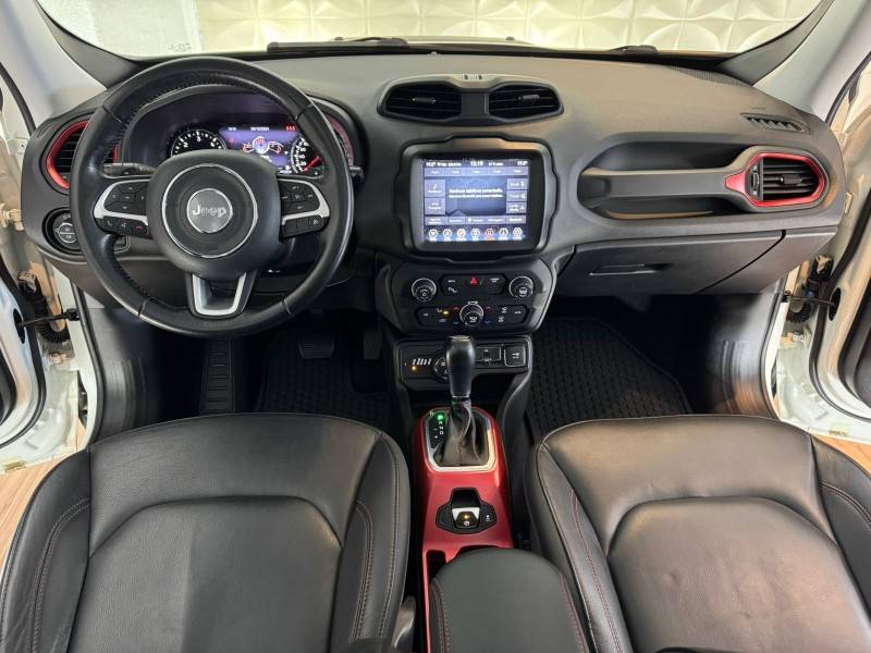 JEEP - RENEGADE - 2018/2019 - Branca - R$ 112.900,00