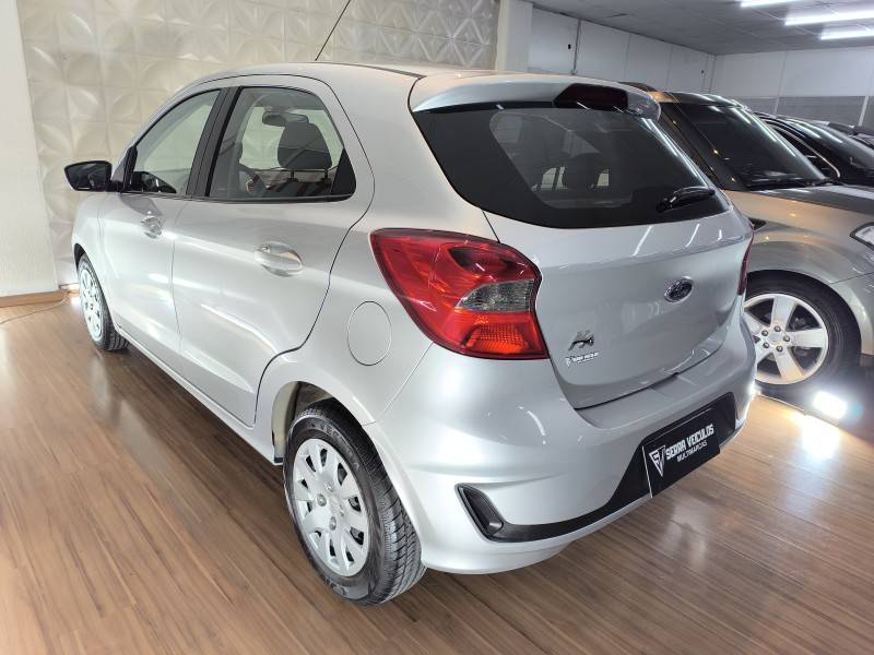 FORD - KA - 2019/2020 - Prata - R$ 49.900,00