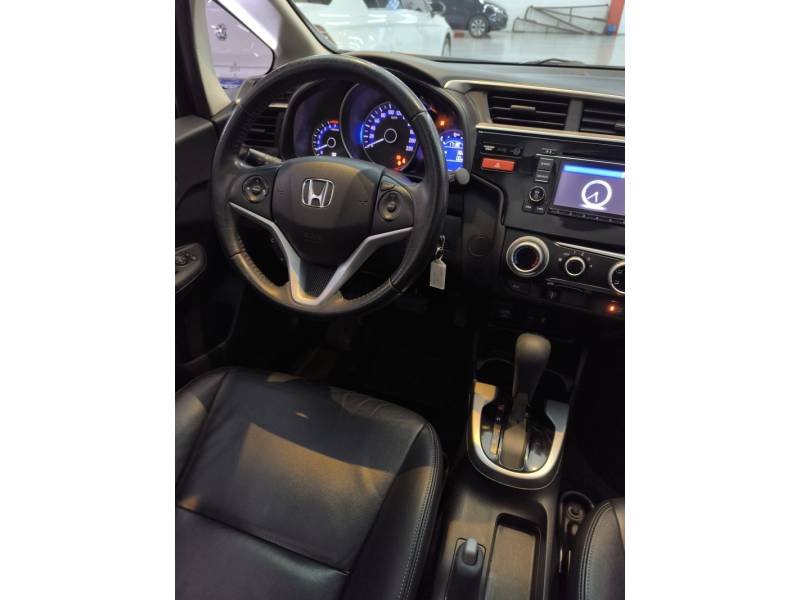 HONDA - FIT - 2014/2015 - Preta - R$ 66.900,00