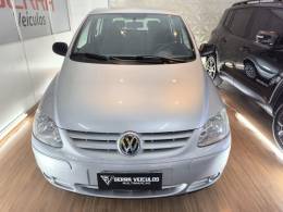 VOLKSWAGEN - FOX - 2005/2006 - Prata - R$ 21.900,00