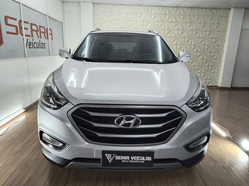 HYUNDAI - IX35 - 2016/2016 - Prata - R$ 75.900,00