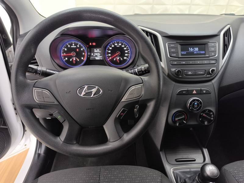 HYUNDAI - HB20 - 2018/2019 - Branca - R$ 55.900,00