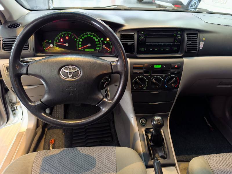 TOYOTA - FIELDER - 2006/2006 - Prata - R$ 41.900,00