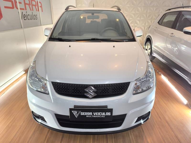 SUZUKI - SX4 - 2012/2012 - Branca - R$ 43.900,00