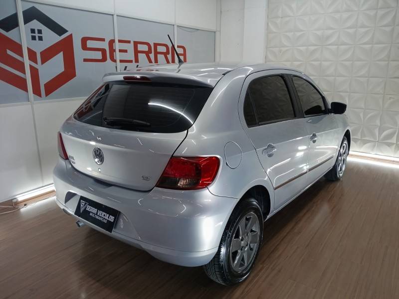 VOLKSWAGEN - GOL - 2008/2009 - Prata - R$ 30.900,00