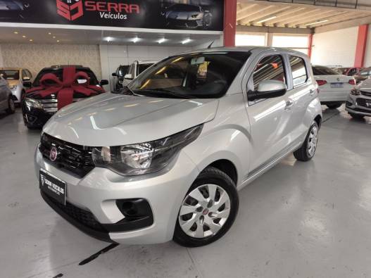 FIAT - MOBI - 2016/2017 - Prata - R$ 42.900,00