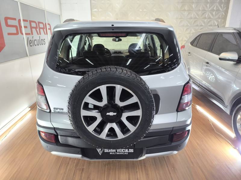 CHEVROLET - SPIN - 2017/2018 - Prata - R$ 68.900,00