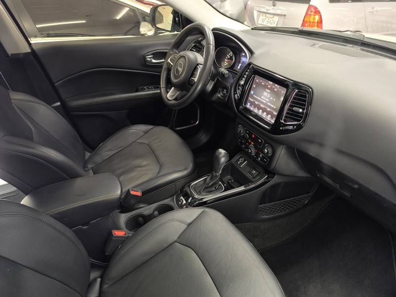 JEEP - COMPASS - 2017/2017 - Branca - R$ 93.900,00