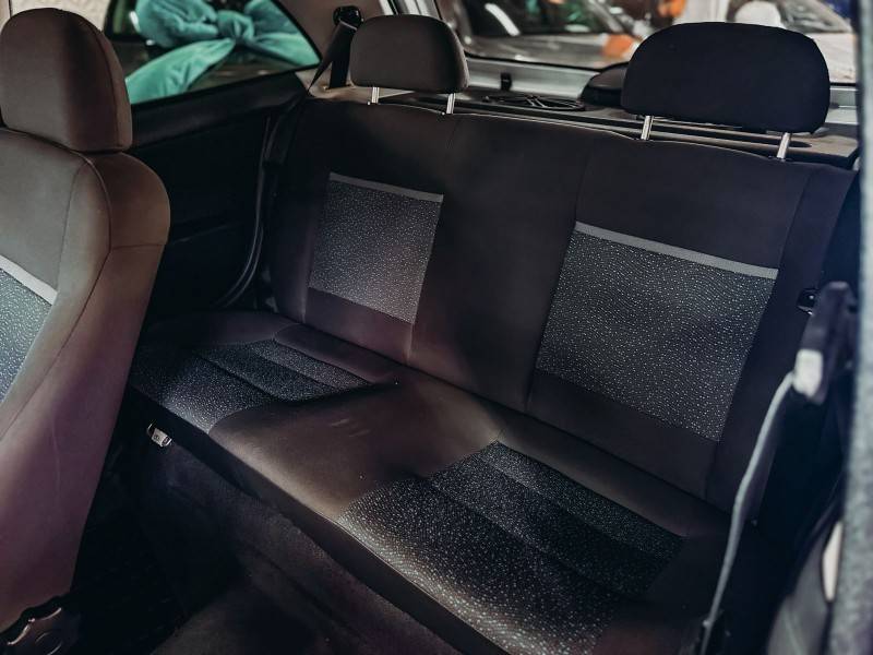 CHEVROLET - CELTA - 2012/2012 - Branca - R$ 23.900,00