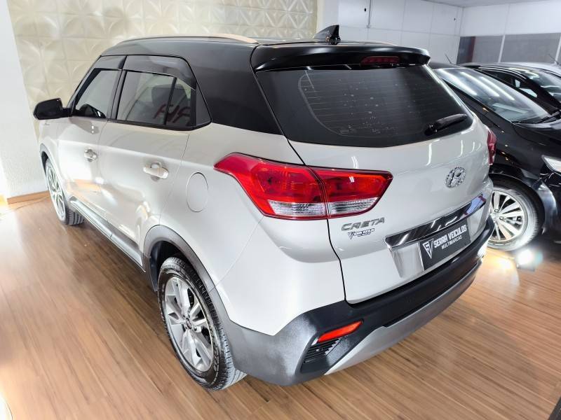 HYUNDAI - CRETA - 2017/2018 - Prata - R$ 87.900,00