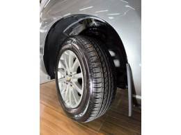 CHEVROLET - SPIN - 2013/2014 - Cinza - R$ 48.900,00