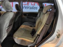 CHEVROLET - SPIN - 2012/2013 - Branca - R$ 51.900,00