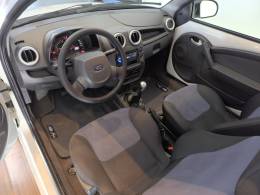 FORD - KA - 2012/2013 - Branca - R$ 30.900,00