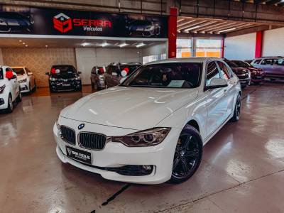 BMW - 320I - 2013/2014 - Branca - R$ 93.900,00