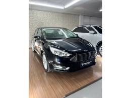 FORD - FOCUS - 2018/2019 - Preta - R$ 79.900,00