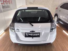 FORD - KA - 2012/2013 - Branca - R$ 30.900,00