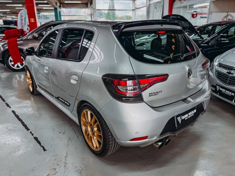 RENAULT - SANDERO - 2019/2020 - Prata - R$ 72.900,00