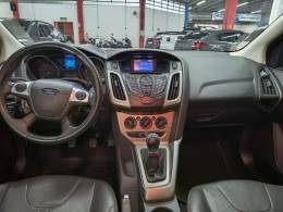FORD - FOCUS - 2015/2015 - Branca - R$ 57.900,00