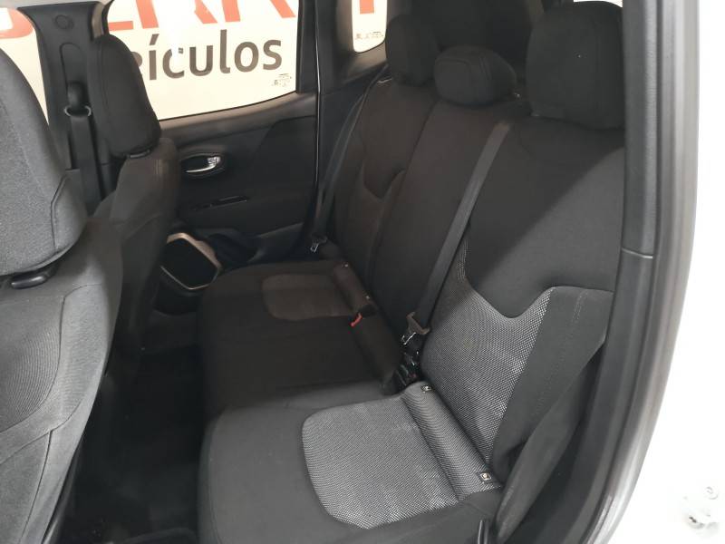 JEEP - RENEGADE - 2016/2017 - Branca - R$ 79.900,00