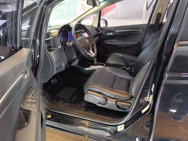 HONDA - FIT - 2014/2015 - Preta - R$ 66.900,00