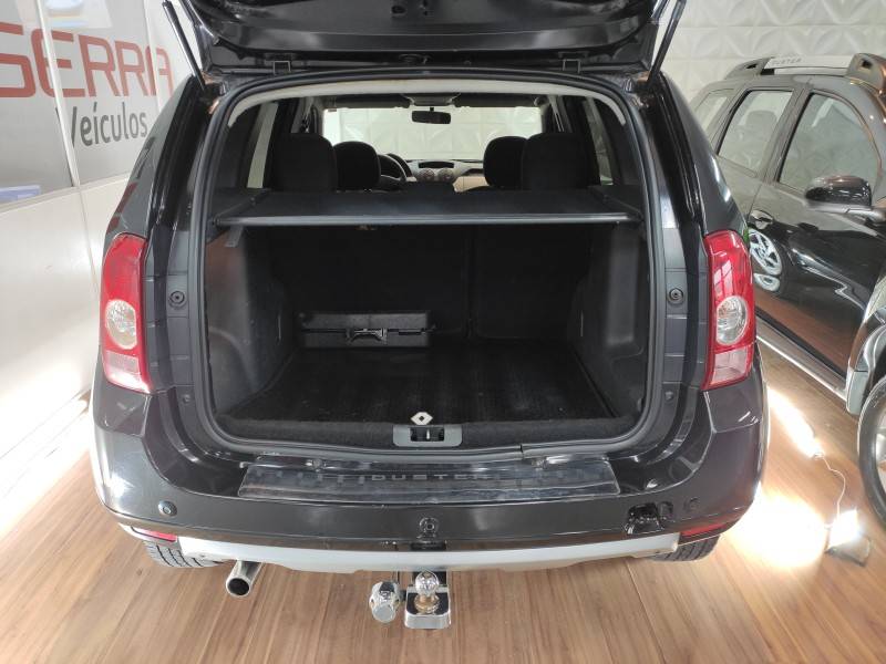 RENAULT - DUSTER - 2012/2013 - Preta - R$ 48.800,00
