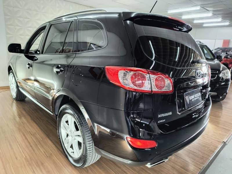 HYUNDAI - SANTA FÉ - 2010/2011 - Preta - R$ 53.900,00