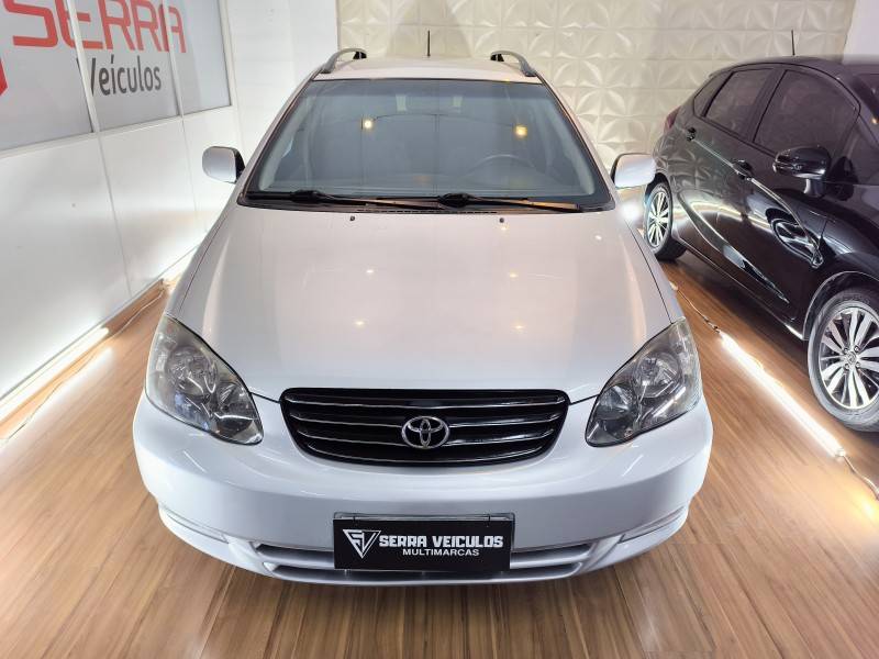 TOYOTA - FIELDER - 2006/2006 - Prata - R$ 41.900,00