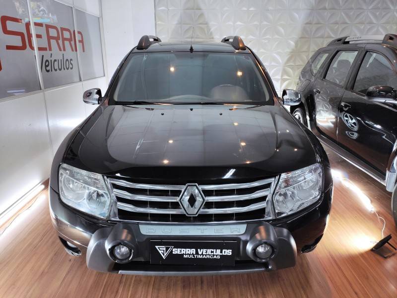RENAULT - DUSTER - 2012/2013 - Preta - R$ 48.800,00