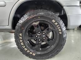 MITSUBISHI - PAJERO TR4 - 2006/2007 - Prata - R$ 45.900,00