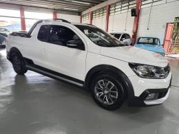 VOLKSWAGEN - SAVEIRO - 2017/2018 - Branca - R$ 78.900,00