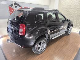 RENAULT - DUSTER - 2012/2013 - Preta - R$ 48.900,00