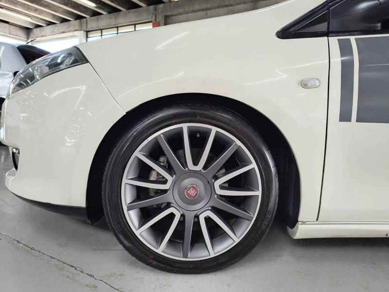 FIAT - BRAVO - 2014/2014 - Branca - R$ 51.900,00