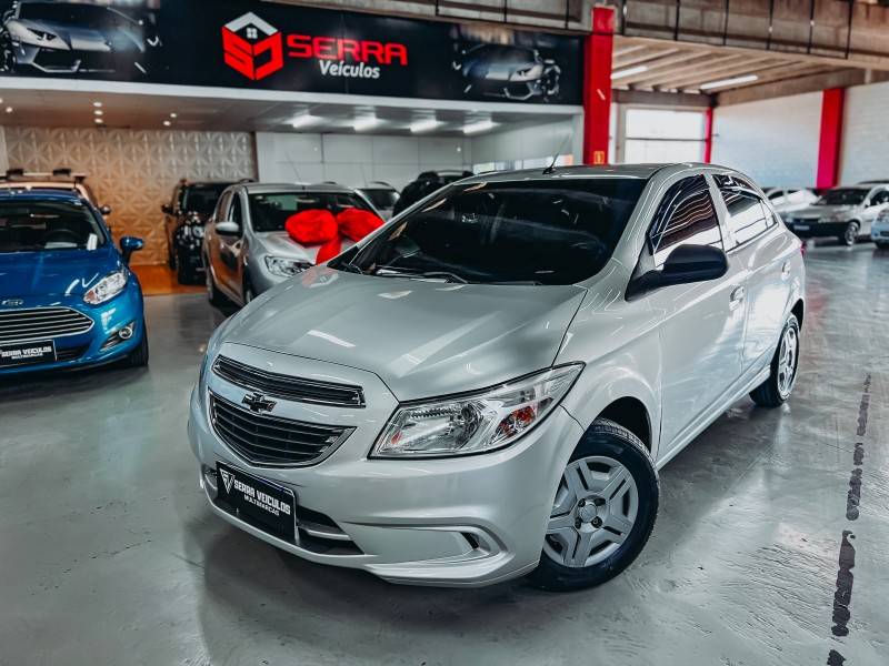 CHEVROLET - ONIX - 2015/2016 - Prata - R$ 47.900,00