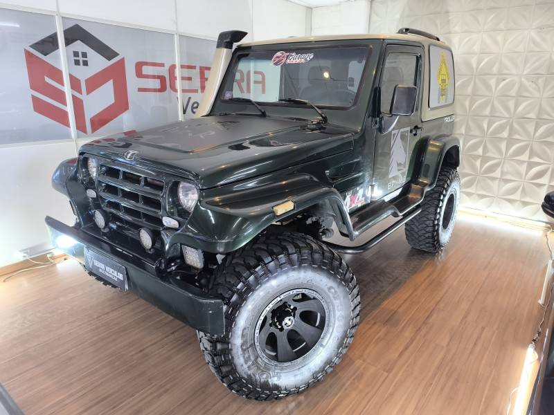 TROLLER - T4 - 2008/2008 - Verde - R$ 99.900,00